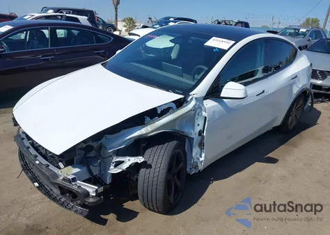 2026 Tesla Model Y Long Range Dual Motor All-Wheel Drive из США, поврежденный, VIN 7SAYGDED0TF398160